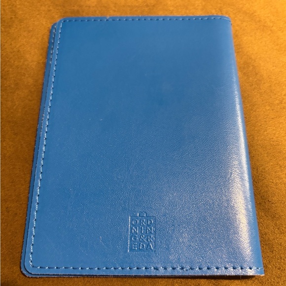 Leather Passport holders - Picture 3 of 3